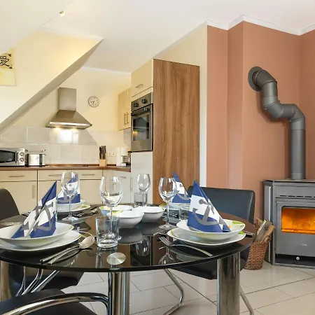 Steinfurths Huesing Sonnendeck Poel